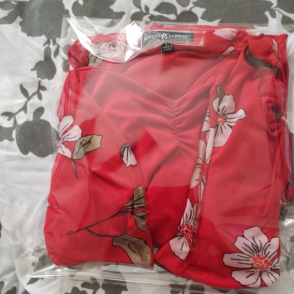 Almost Famous Red with White Floral Top - Picture 6 of 6